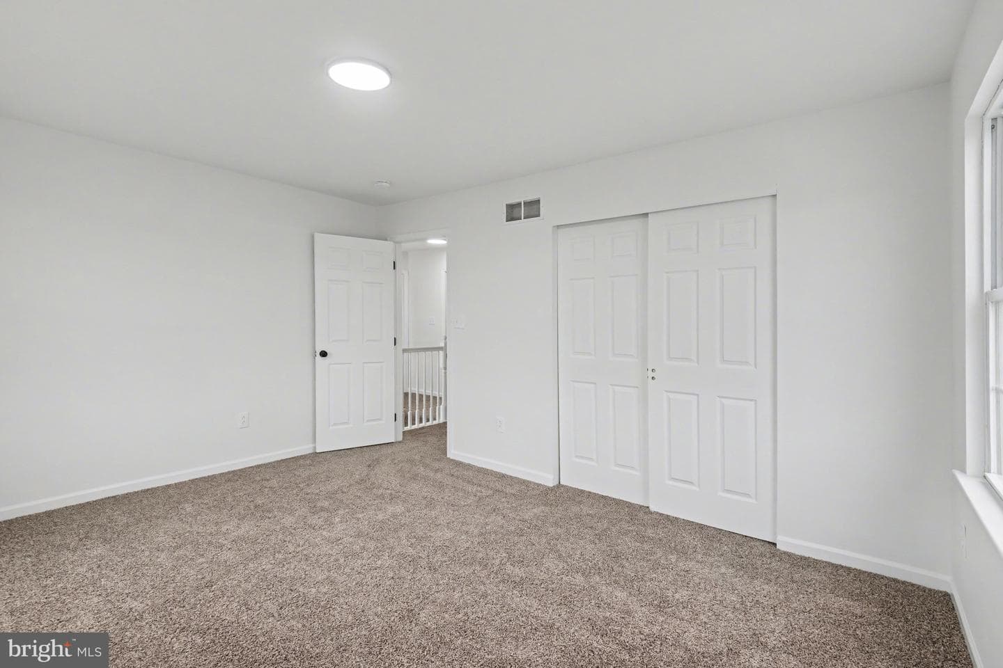 4983 Thornbury Cr photo 23