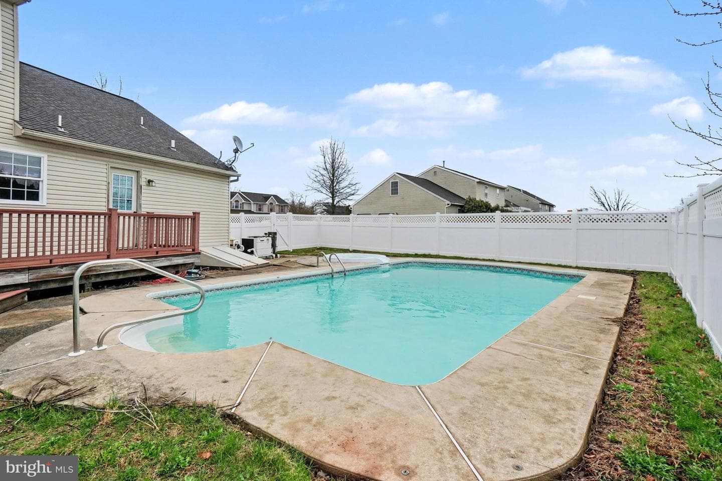 4983 Thornbury Cr photo 30