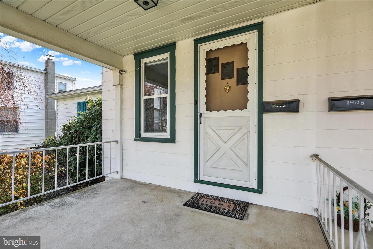 1410 Margaret Street photo 4