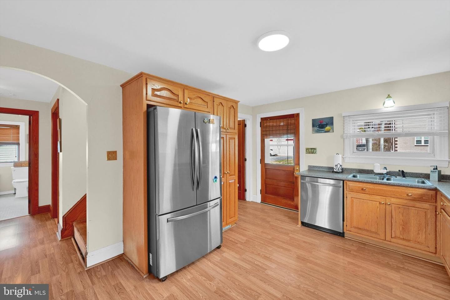 614 Florence Avenue photo 6