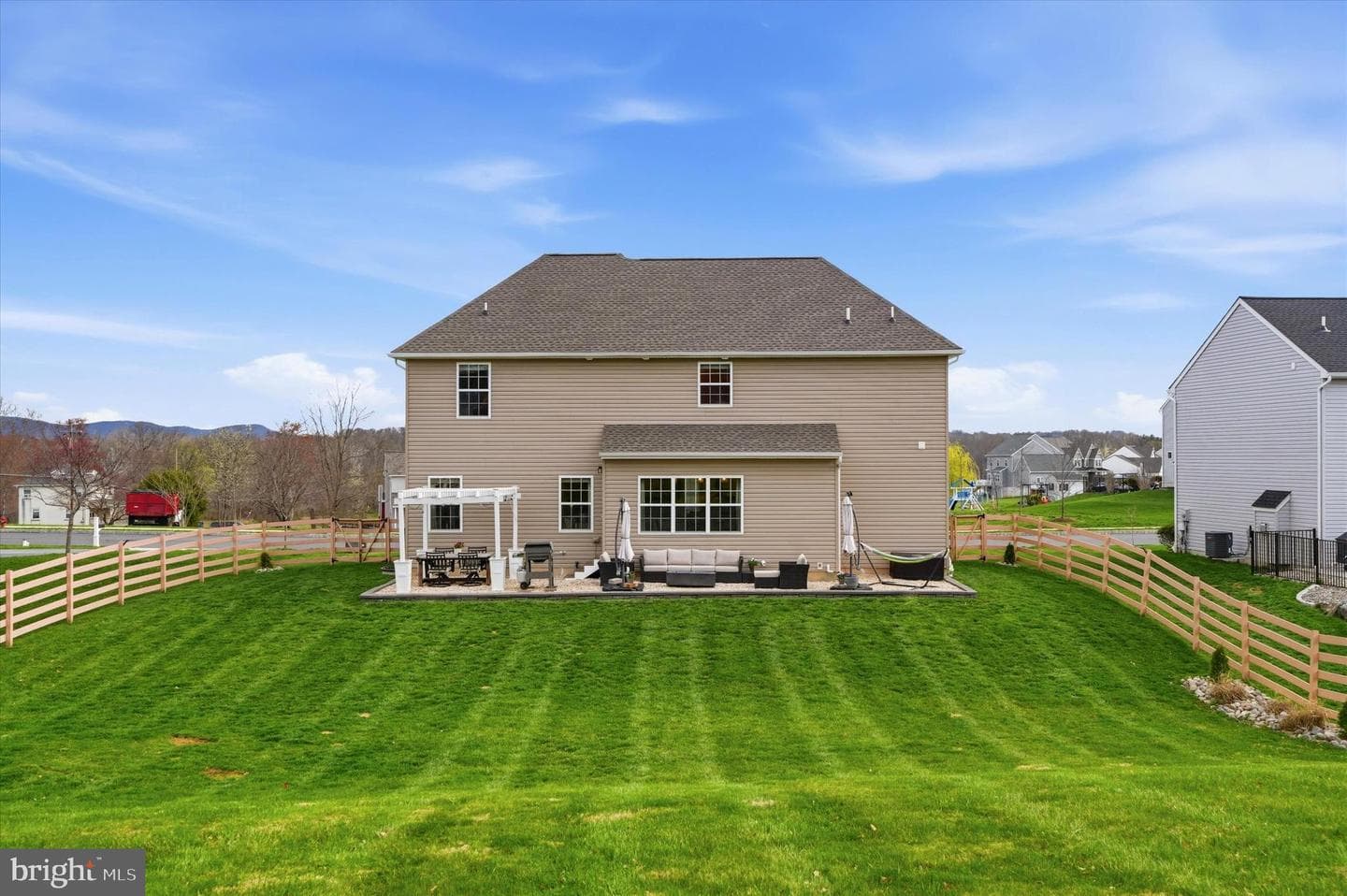 4 Sovereign Drive photo 33