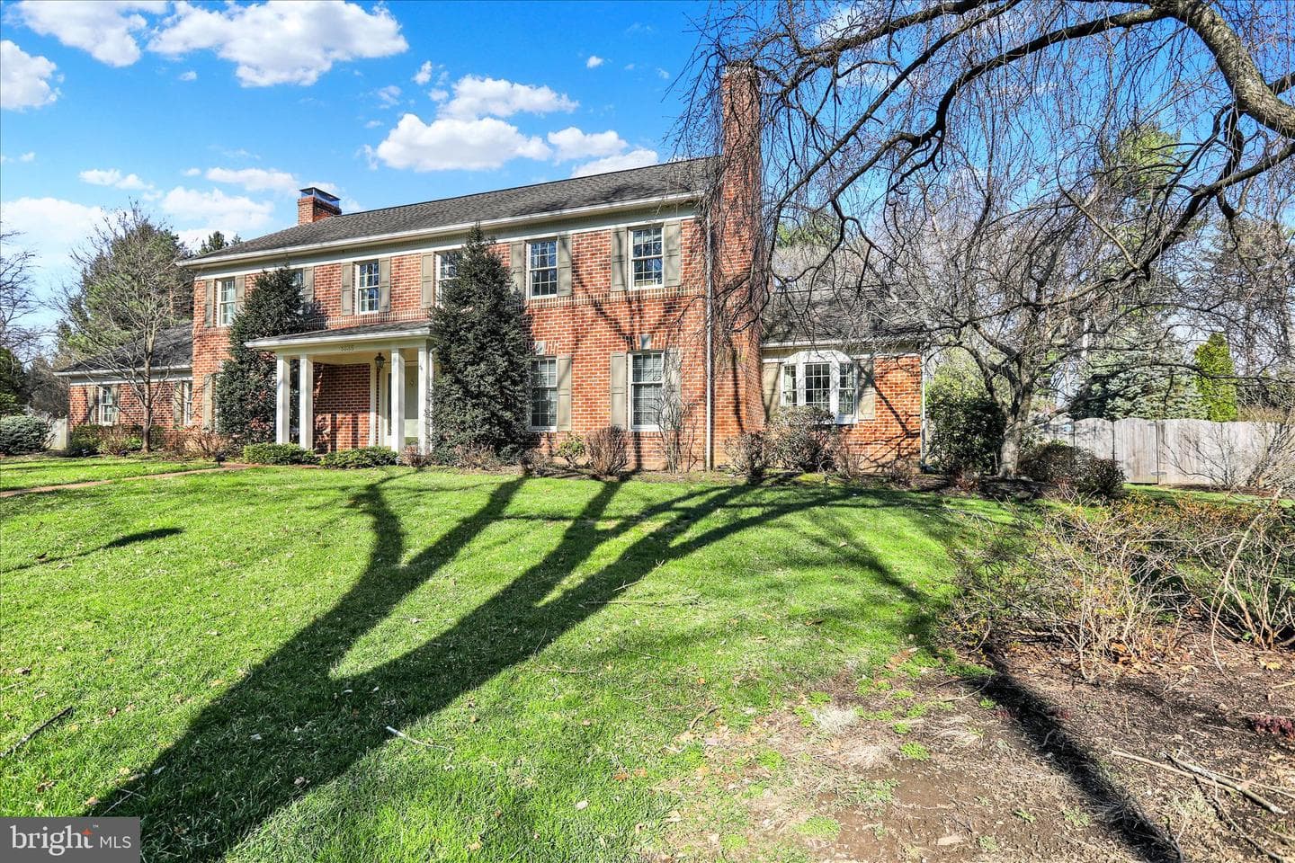 1635 Meadowlark Road photo 2