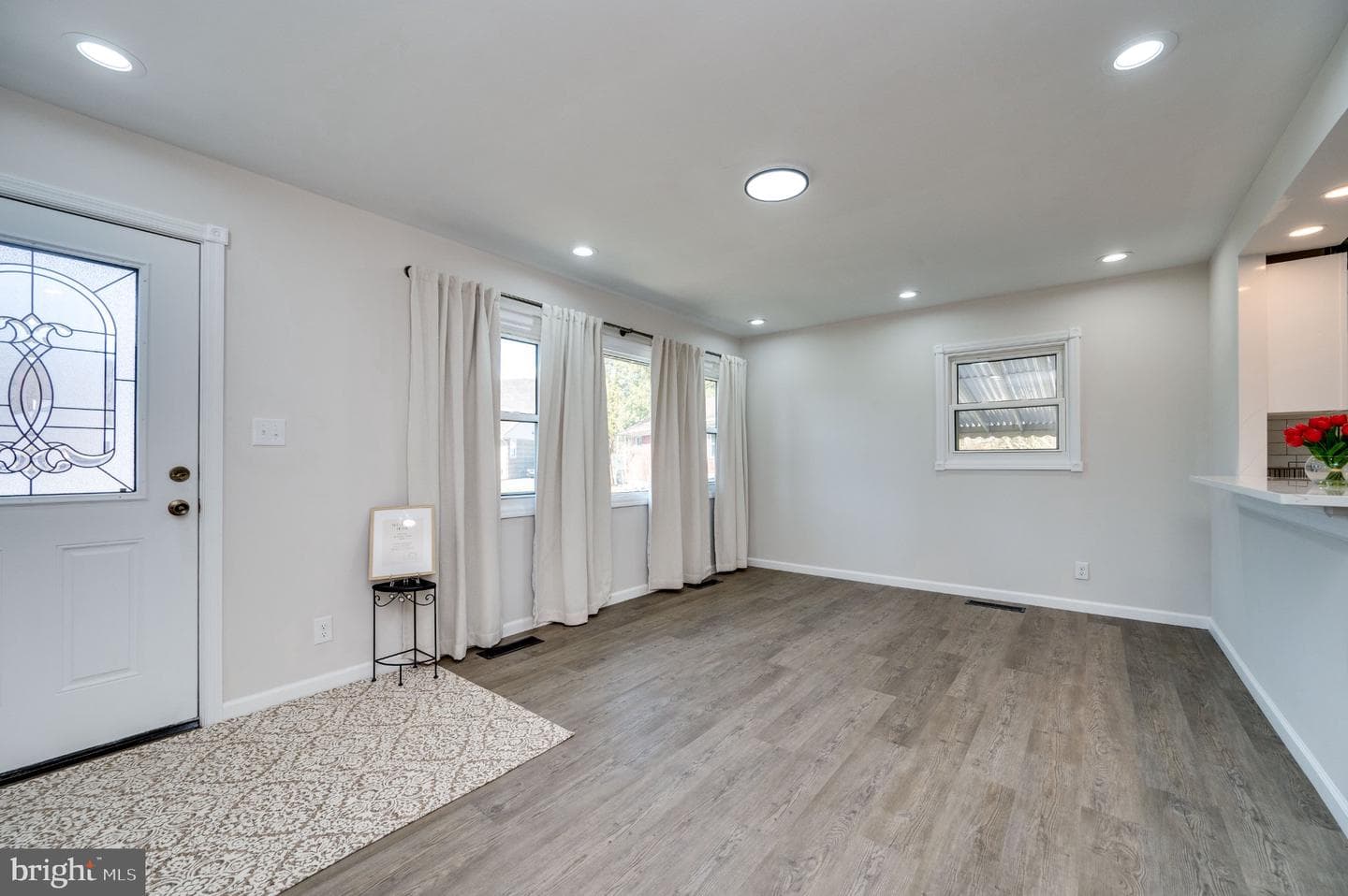 6 Circle Drive photo 16