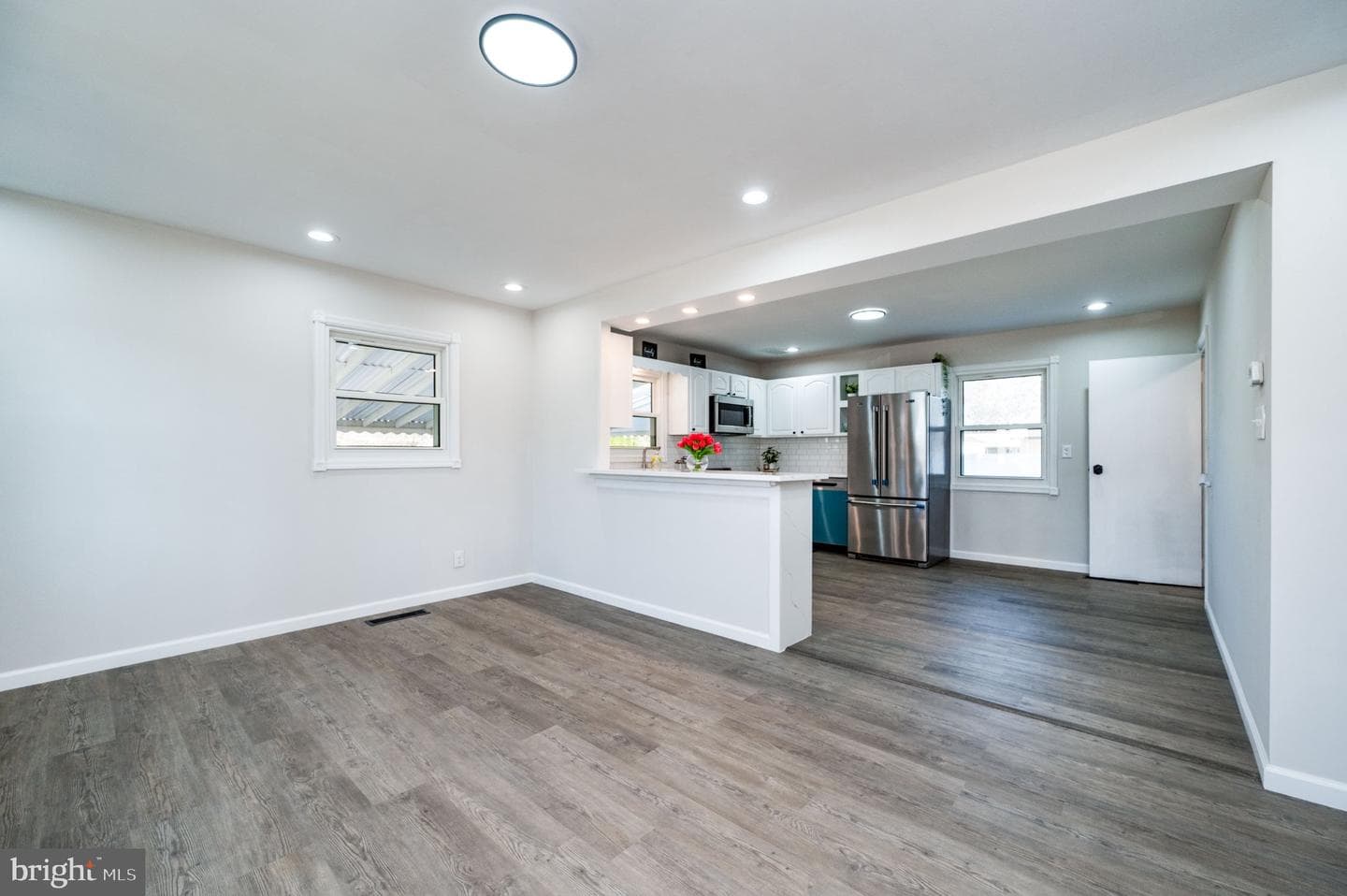 6 Circle Drive photo 19