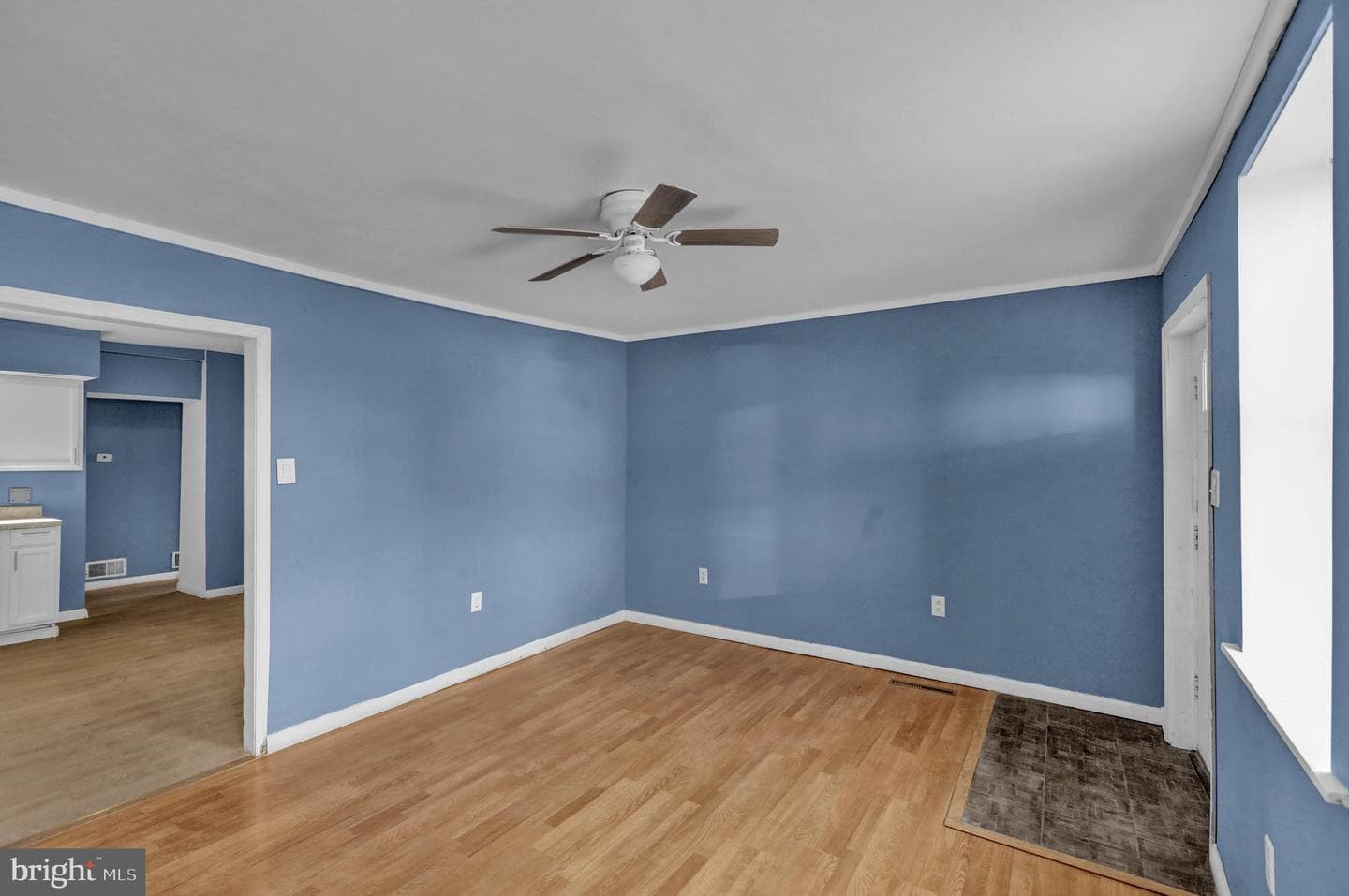 70 N Centre Avenue photo 14