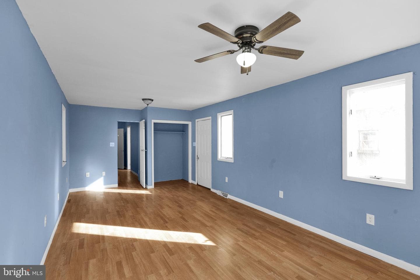 70 N Centre Avenue photo 23