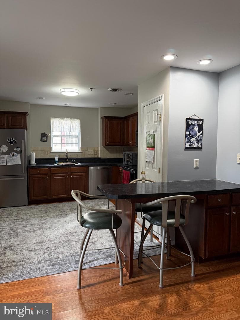 182 Christine Drive photo 10