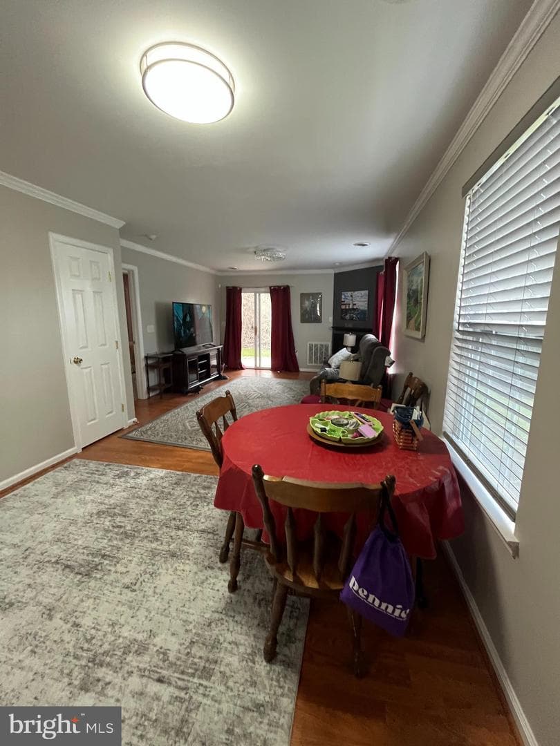 182 Christine Drive photo 8