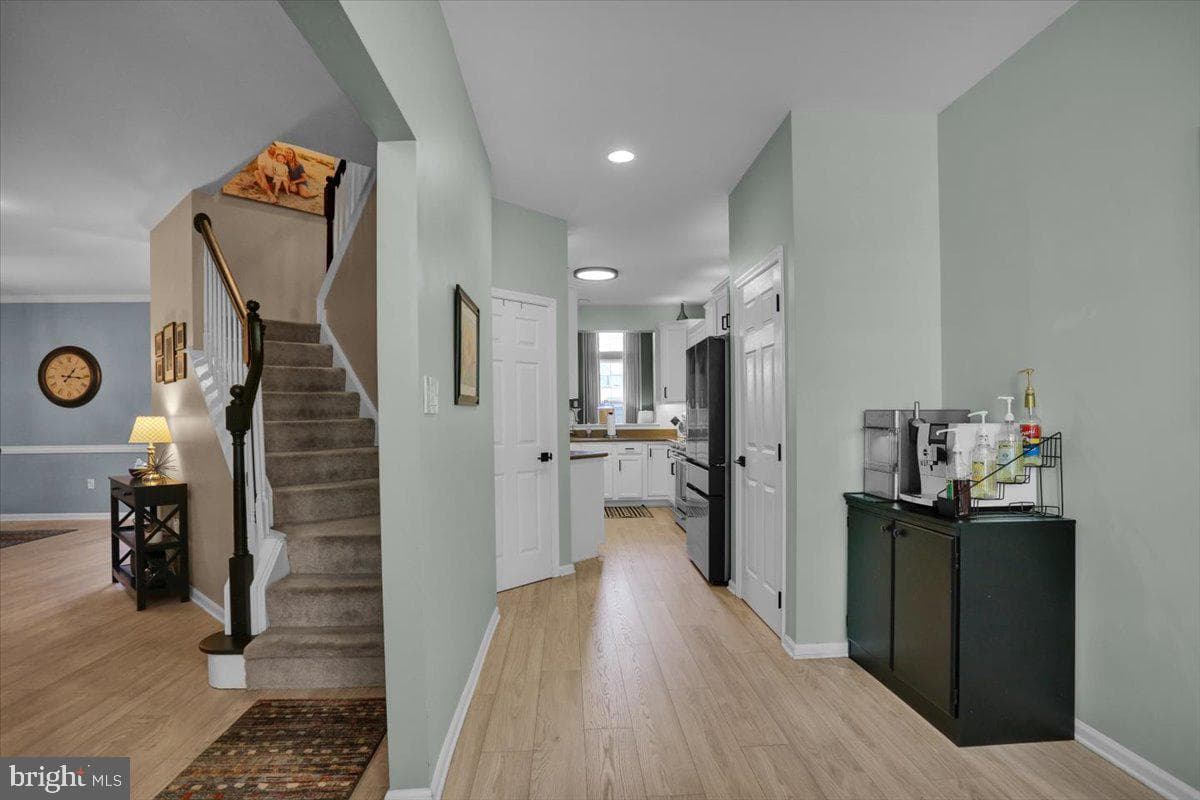 1506 Lexington Way photo 8