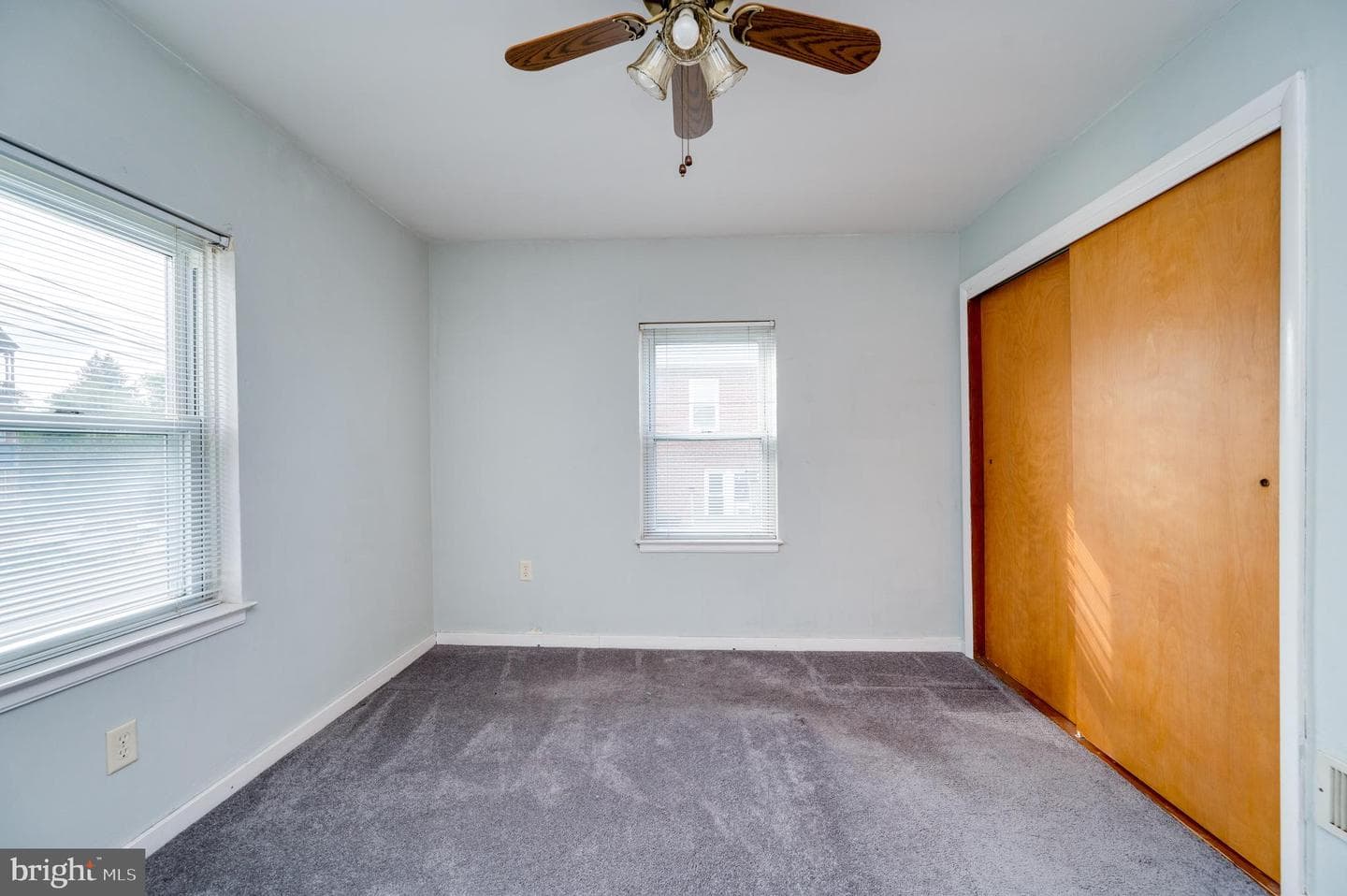 209 Carroll Street photo 23