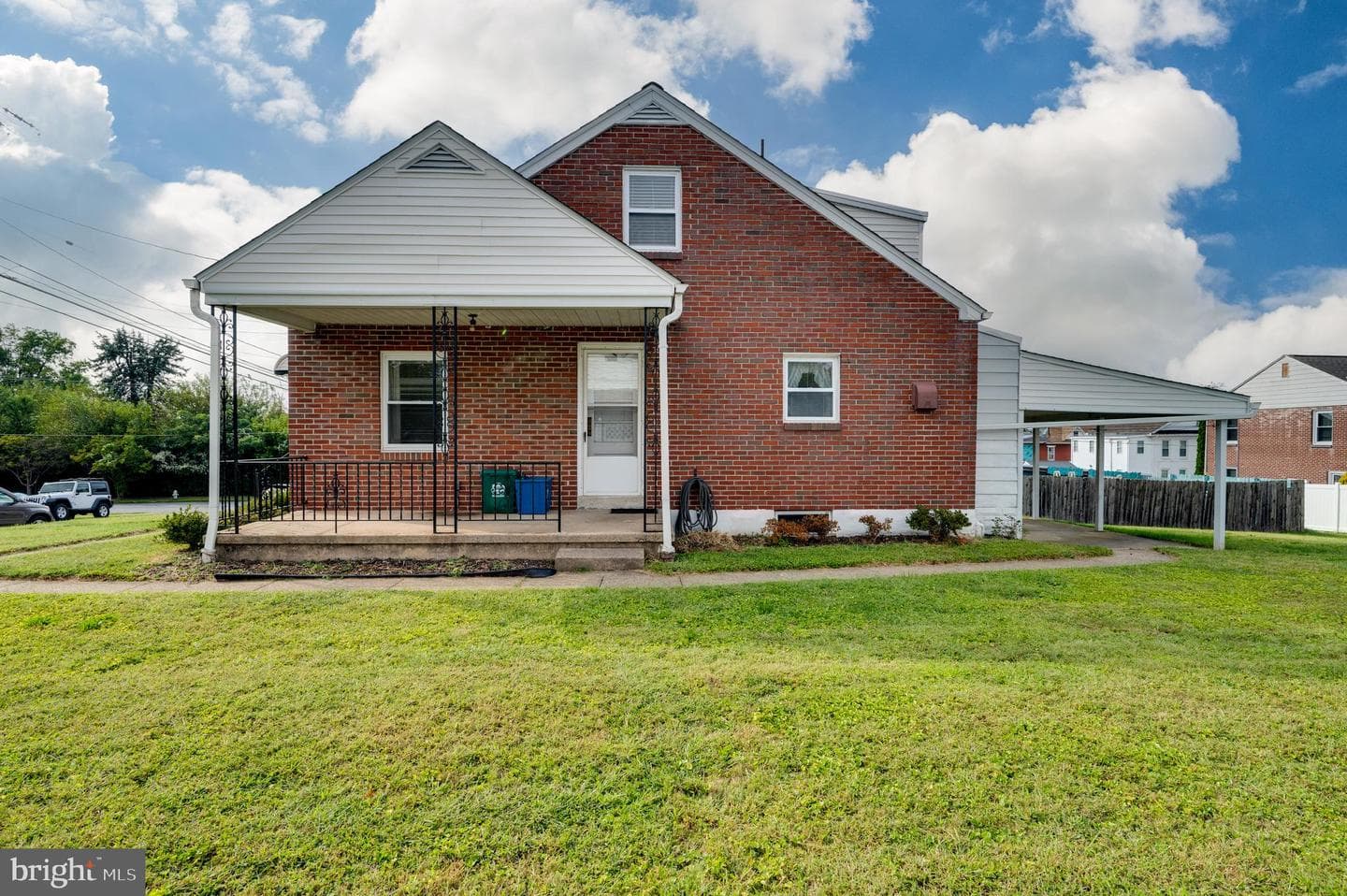 209 Carroll Street photo 4