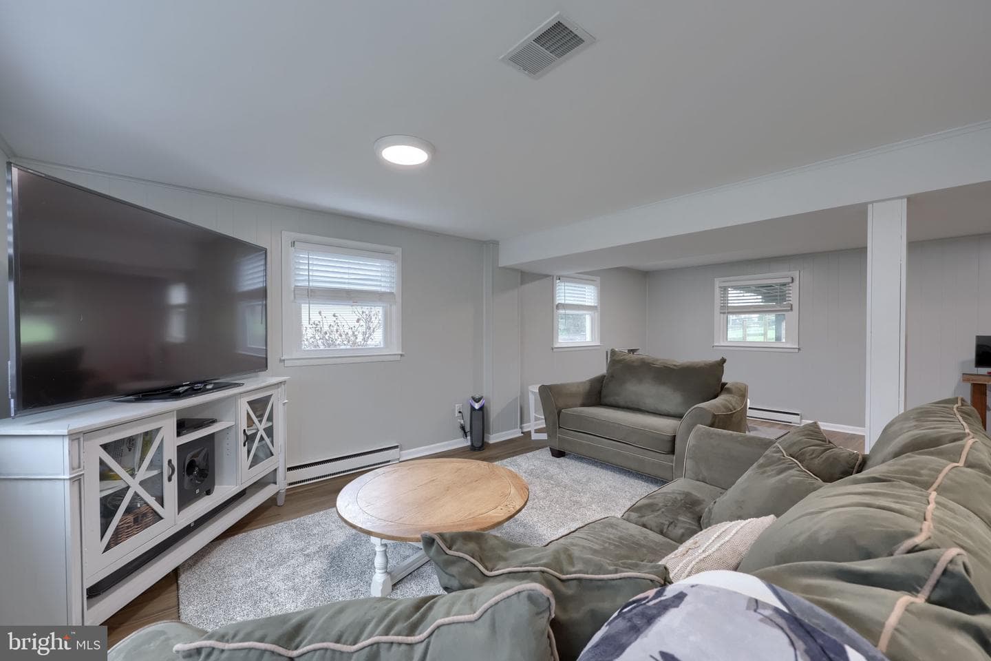 204 Wilshire Boulevard photo 25