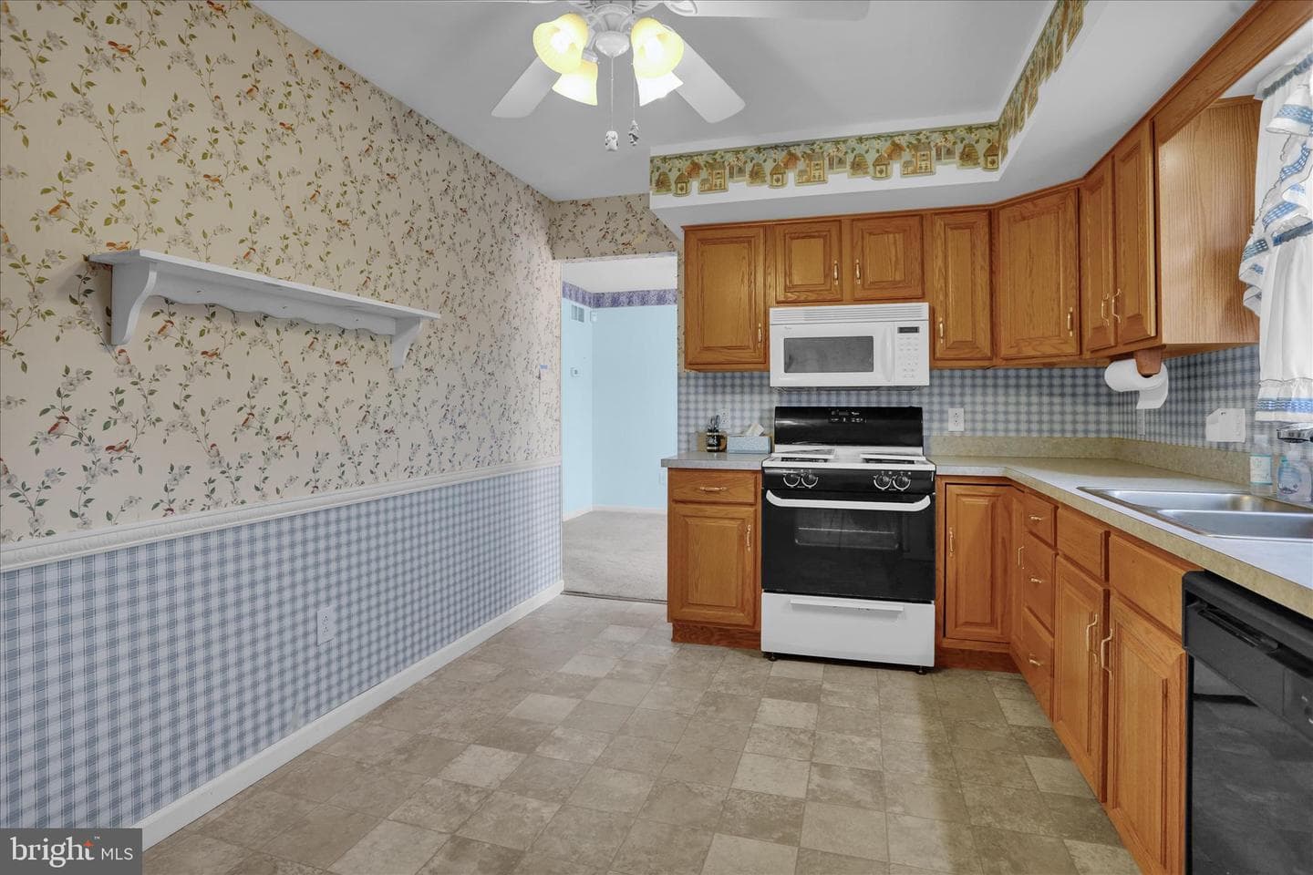 4350 Prestwick Drive photo 10