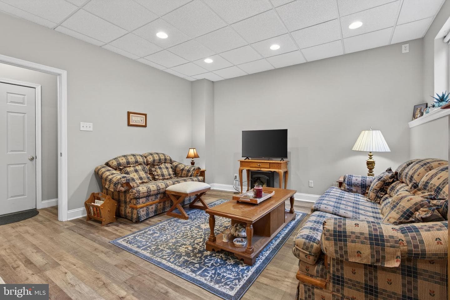 205 Heather Way photo 32