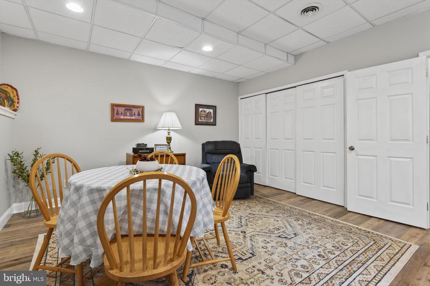 205 Heather Way photo 34