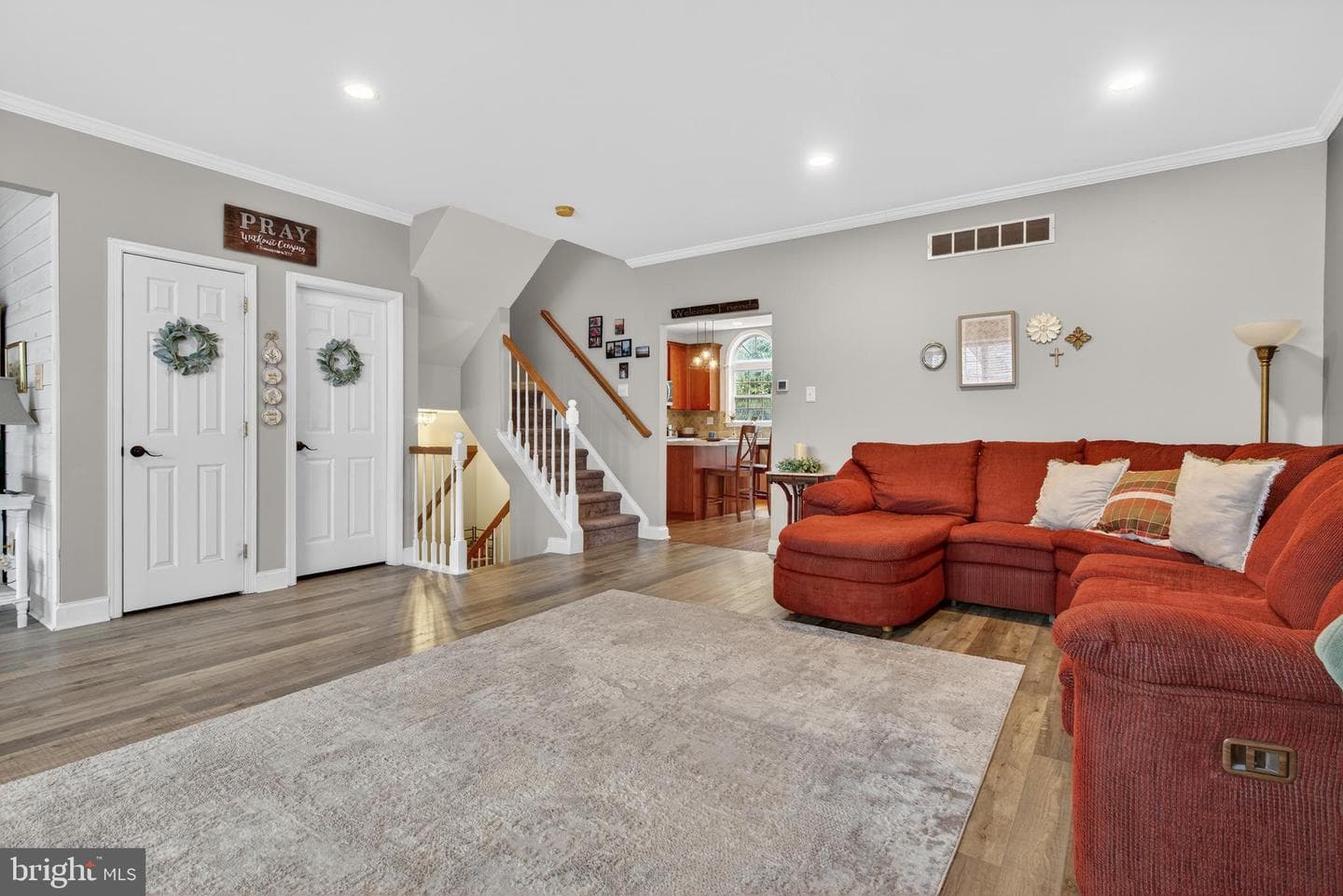 205 Heather Way photo 6