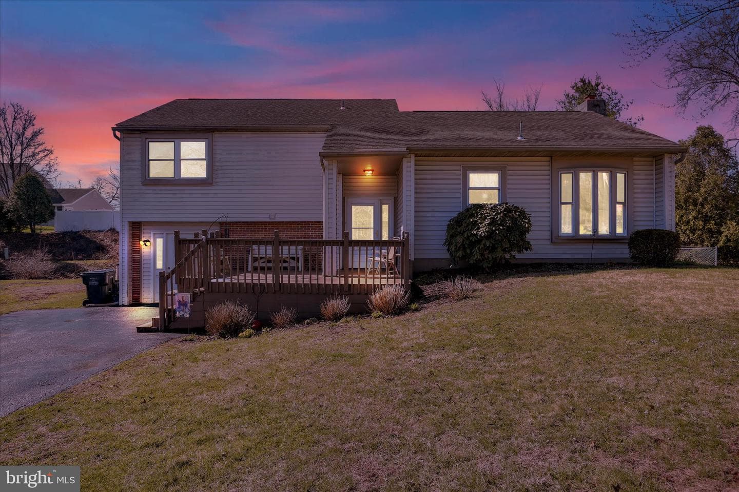 6104 Jefferson Drive photo 5