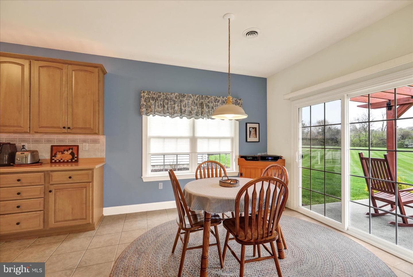 162 N Cacoosing Drive photo 18