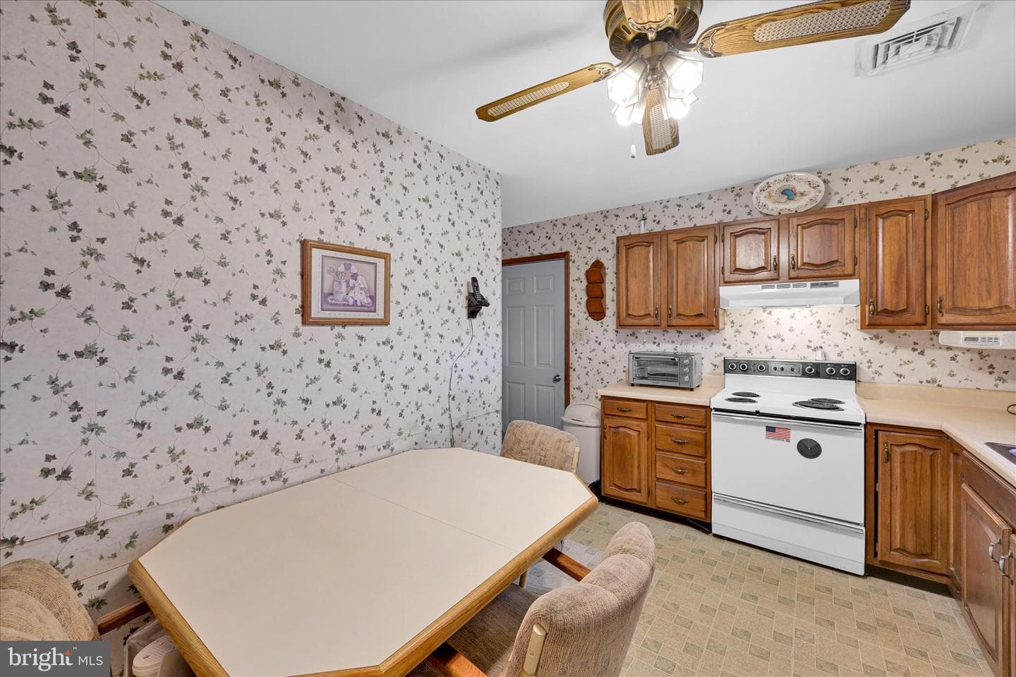649 Stone Hill Road photo 21