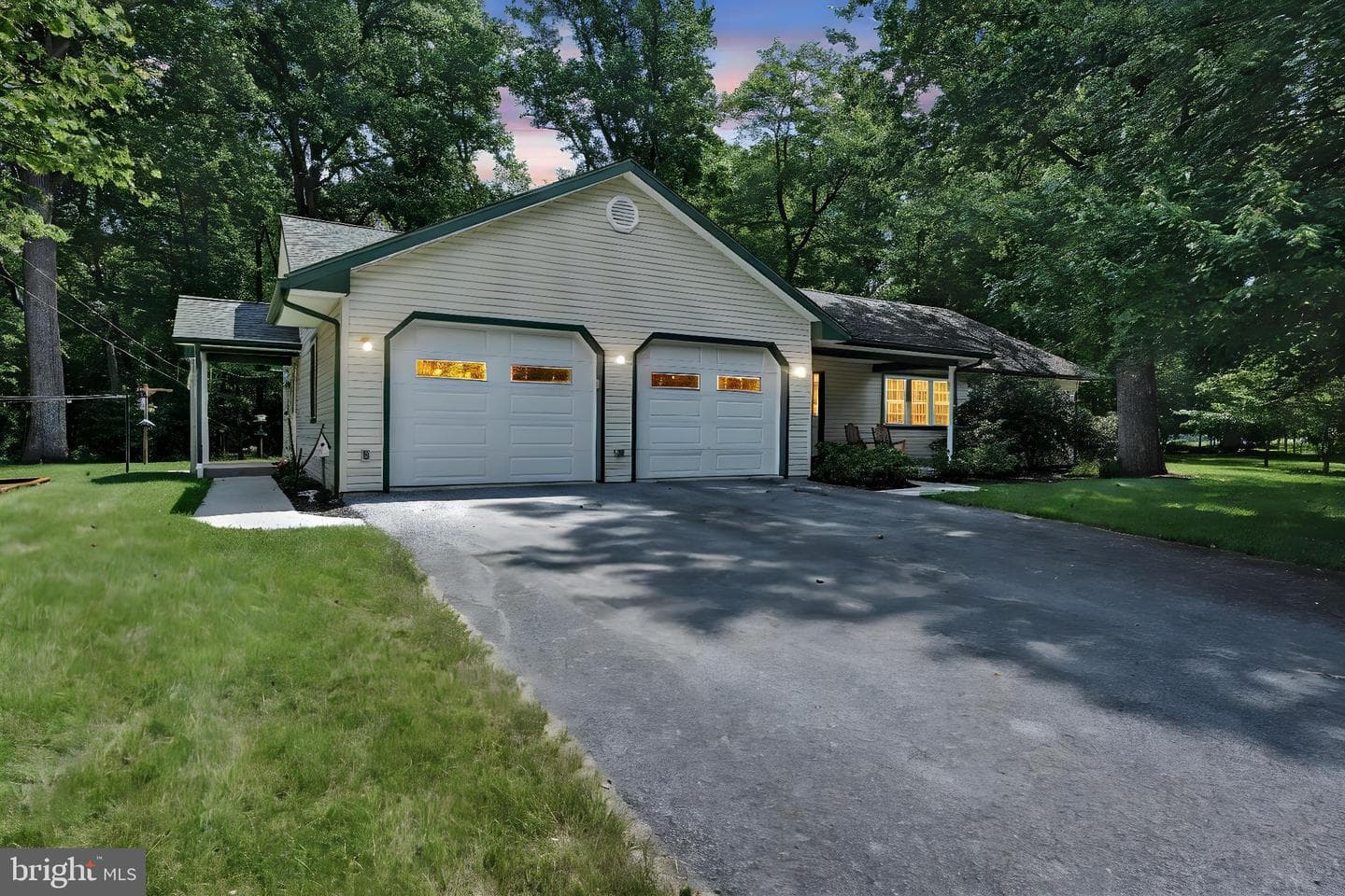569 Texter Mountain Road photo 2