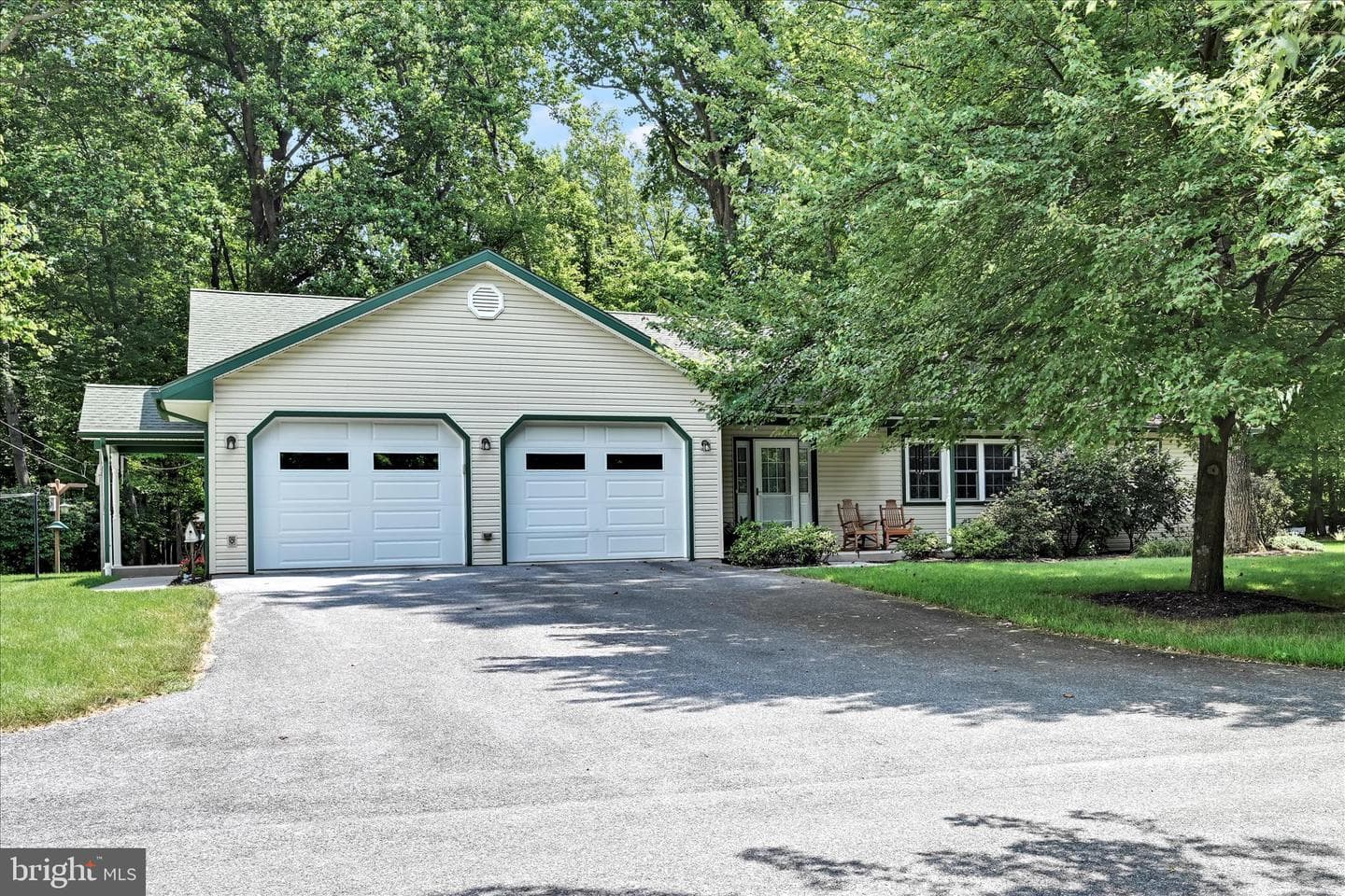 569 Texter Mountain Road photo 4