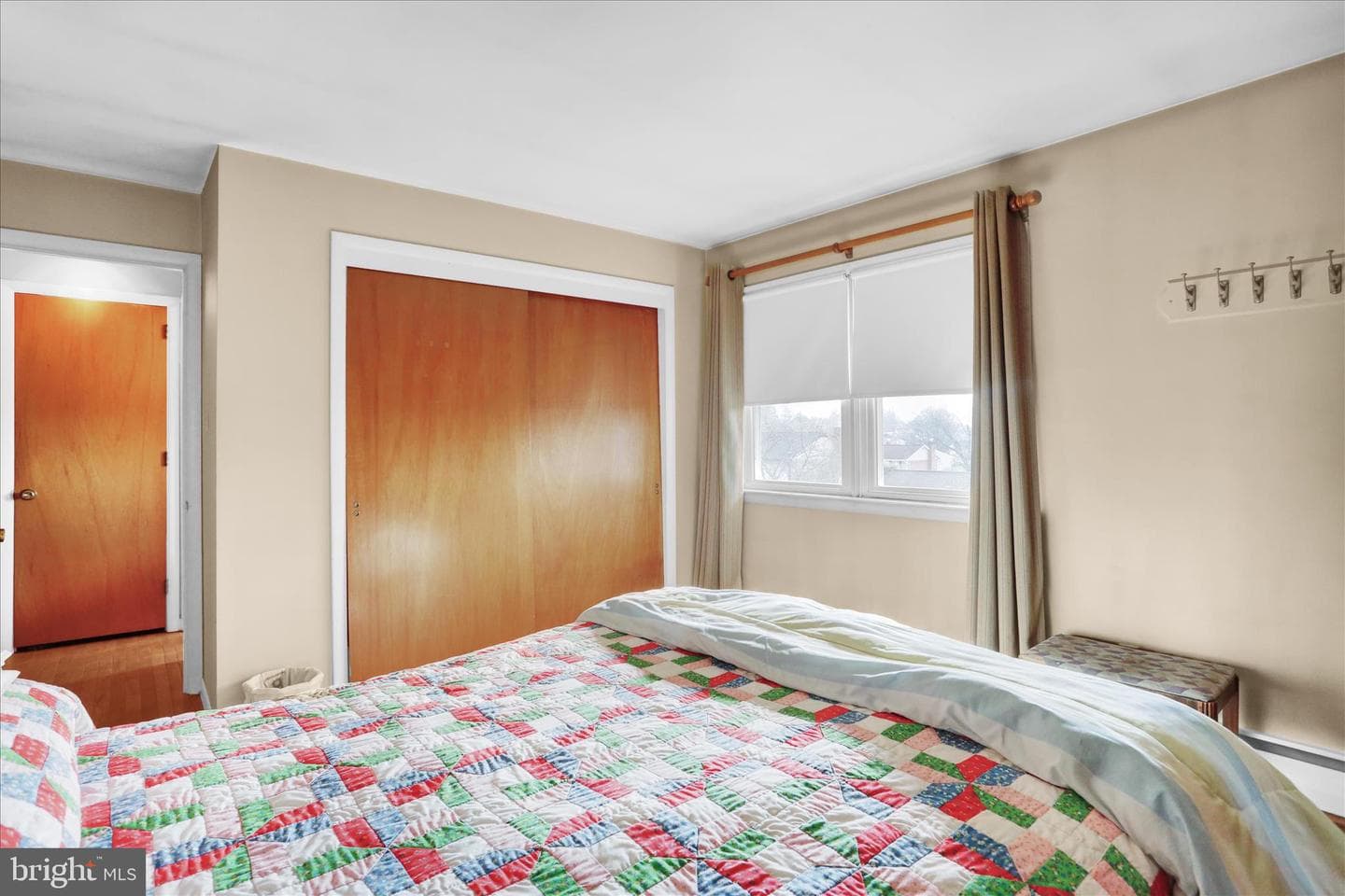 227 W Neversink Road photo 12