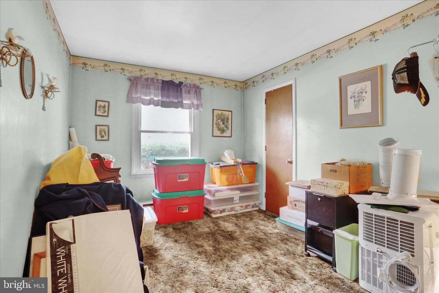 227 W Neversink Road photo 15