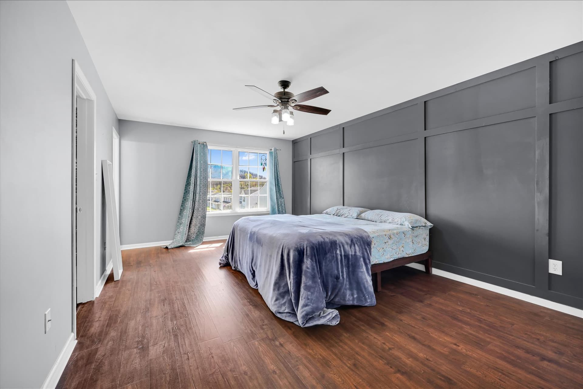 1054 Alexander Drive photo 18