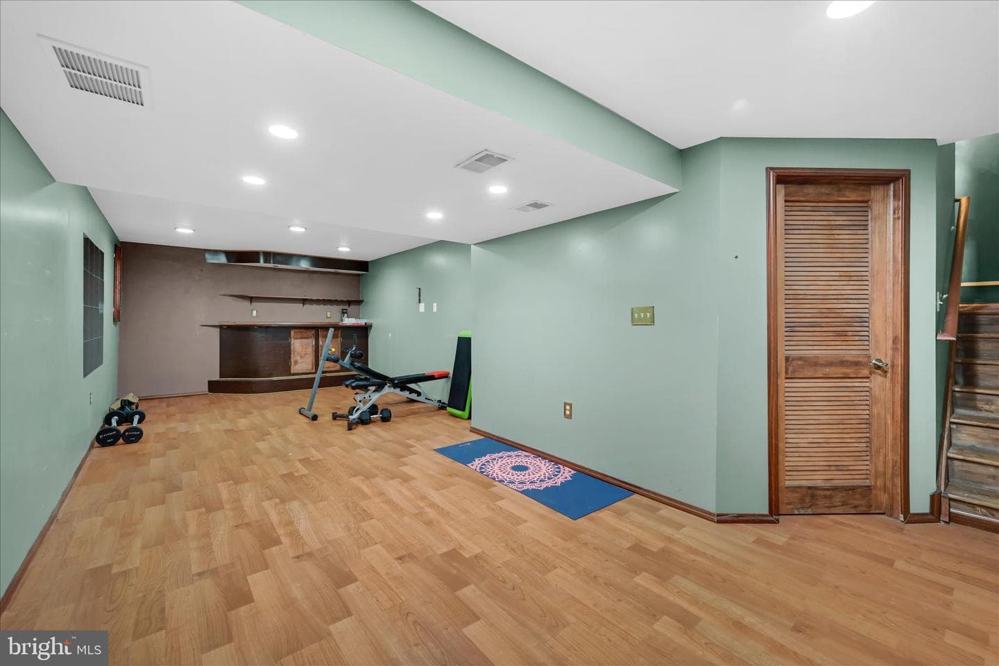 1054 Alexander Drive photo 29
