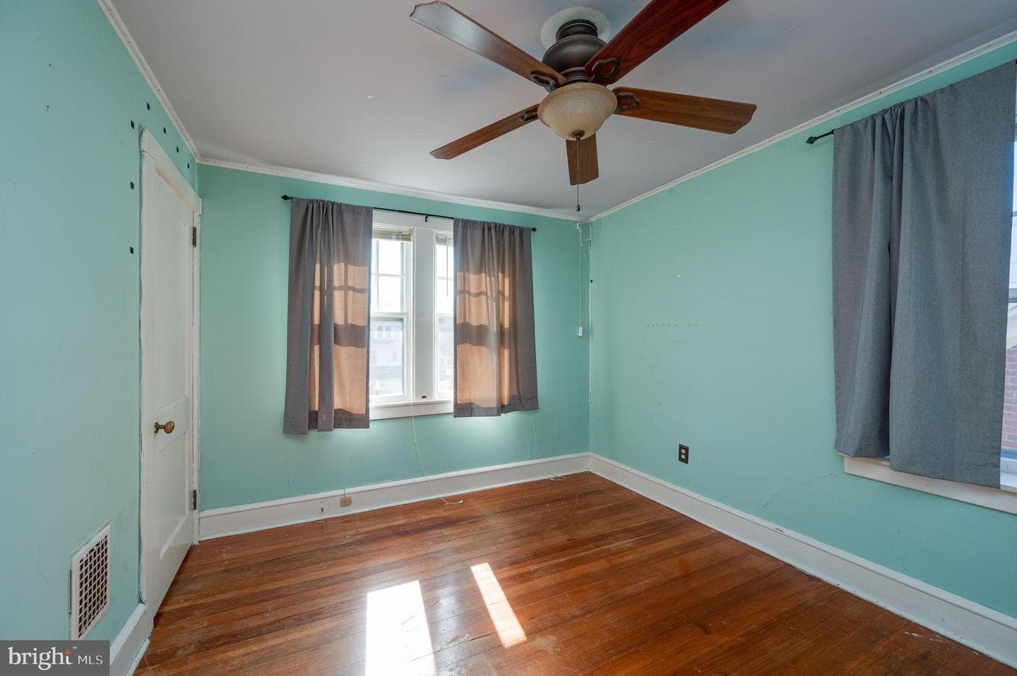 7 Marshall Avenue photo 21