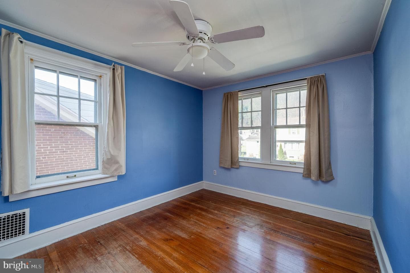 7 Marshall Avenue photo 24