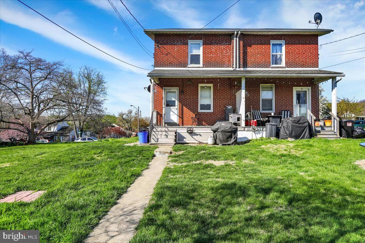 8 Pershing Boulevard photo 18