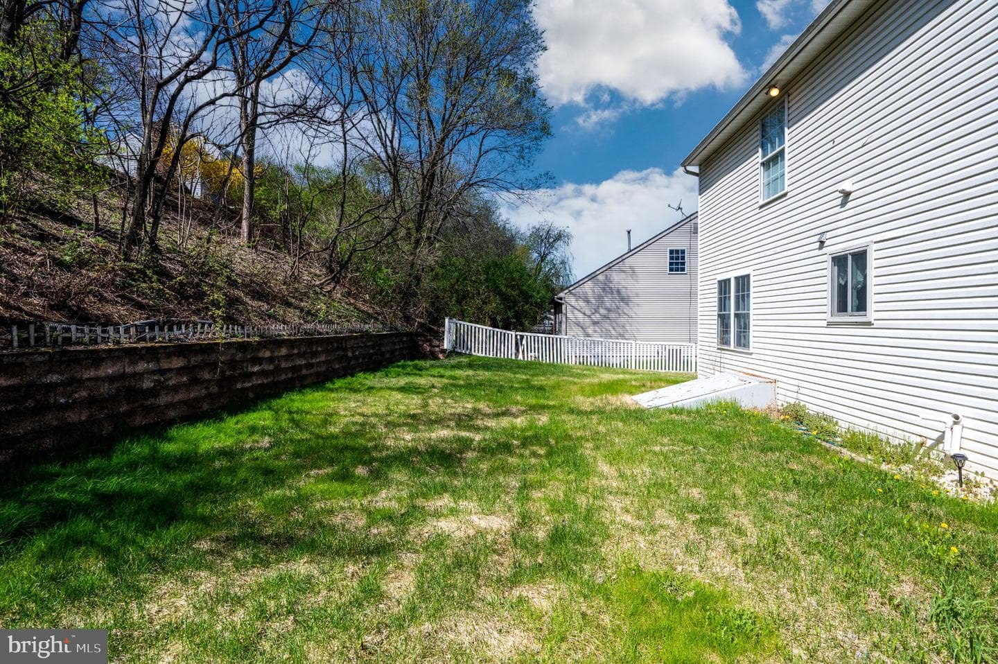 4870 Dunham Drive photo 10