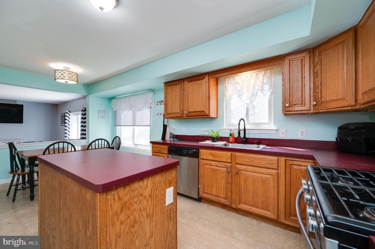 4870 Dunham Drive photo 30