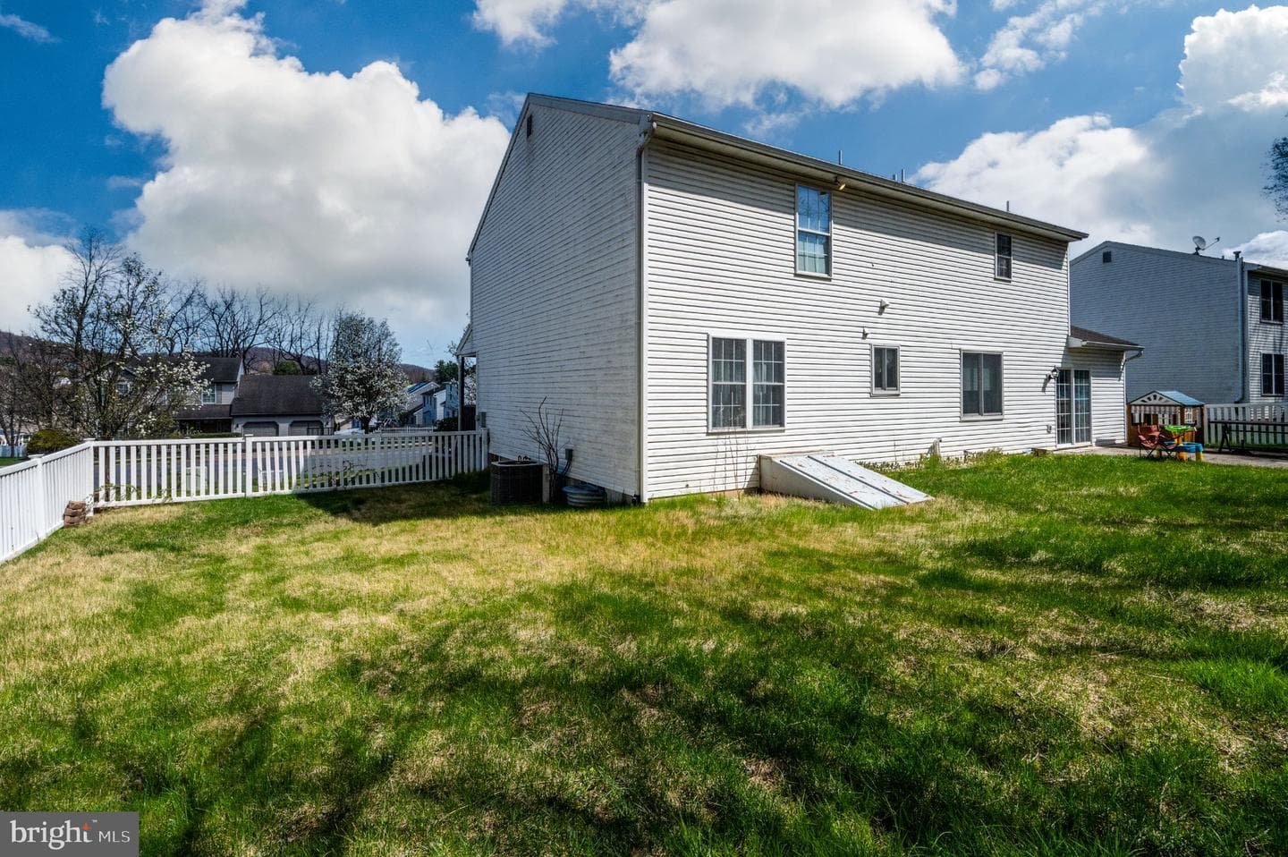 4870 Dunham Drive photo 7