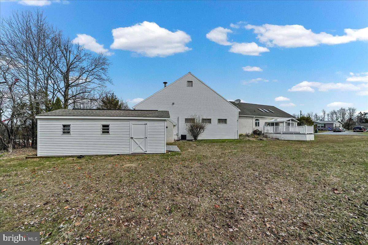 26 Sapphire Lane photo 34