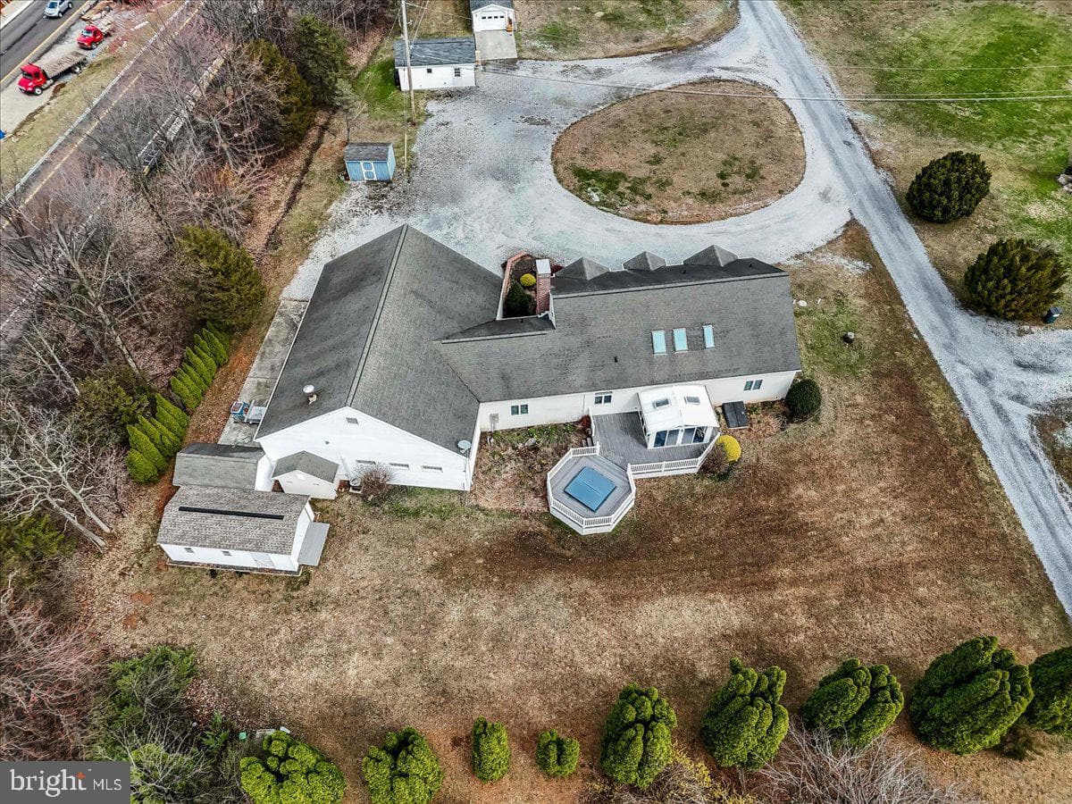 26 Sapphire Lane photo 39