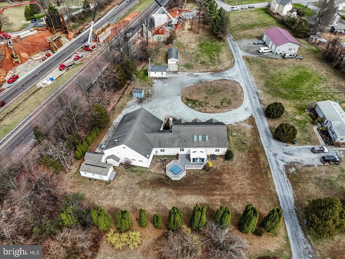 26 Sapphire Lane photo 44