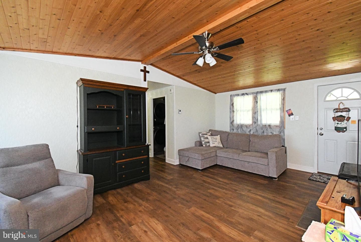 511 Freehall Street photo 11