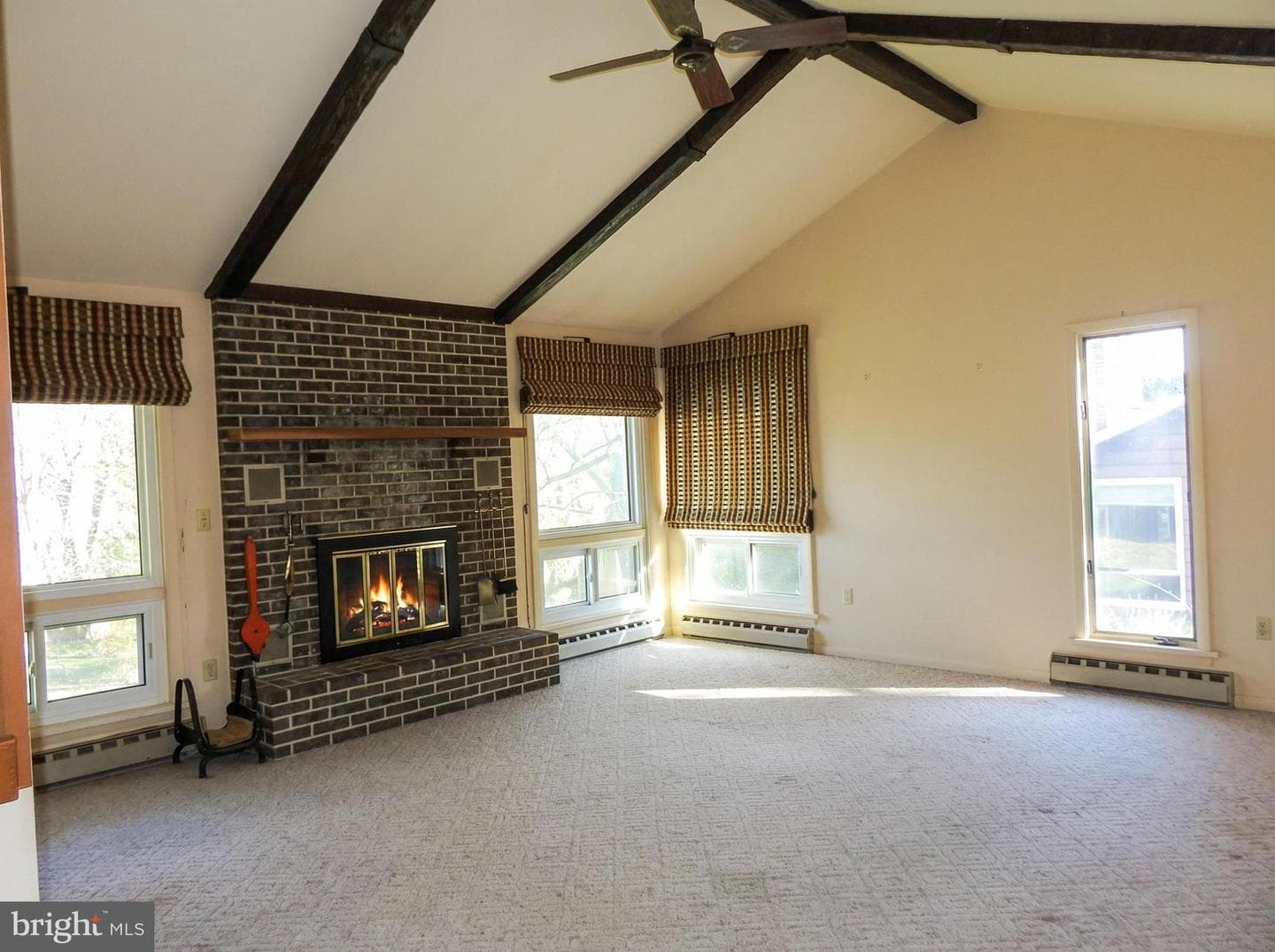625 Luella Drive photo 6