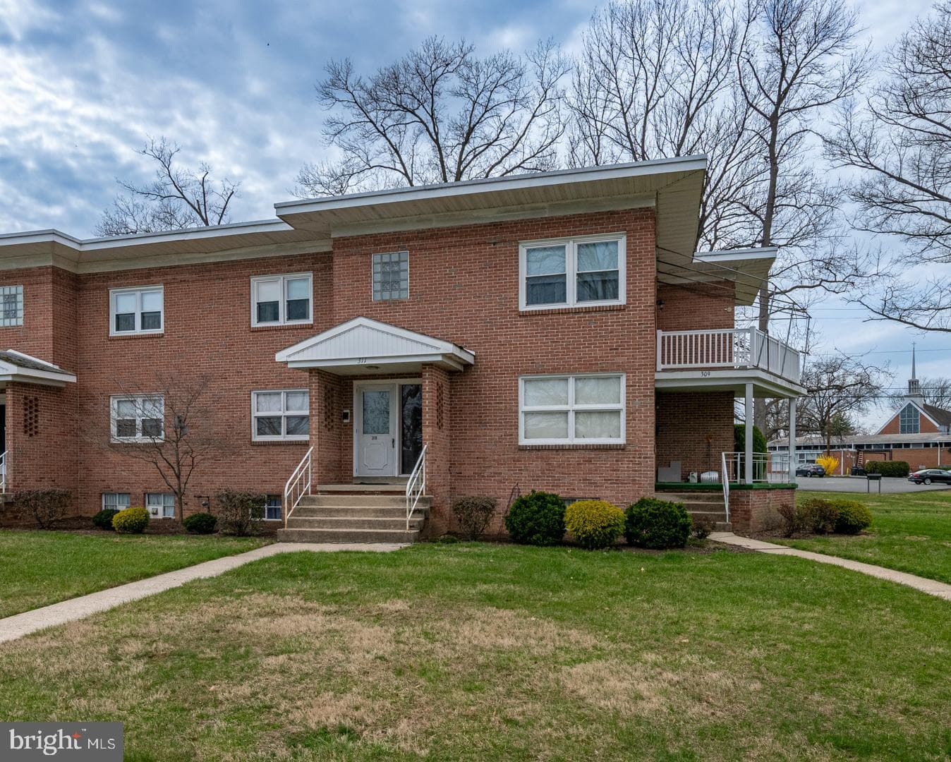 311 Mifflin Boulevard photo 3