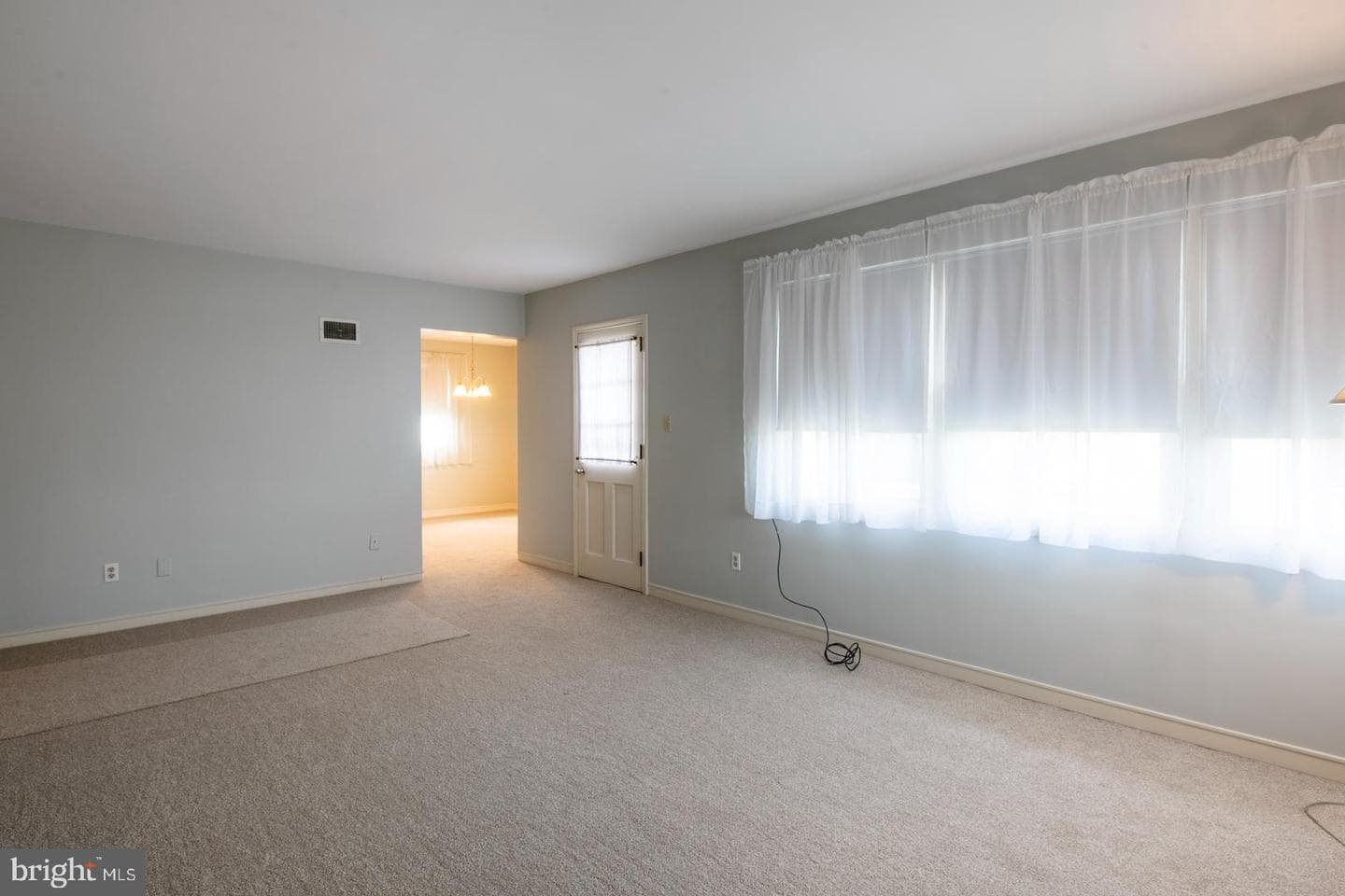 311 Mifflin Boulevard photo 5