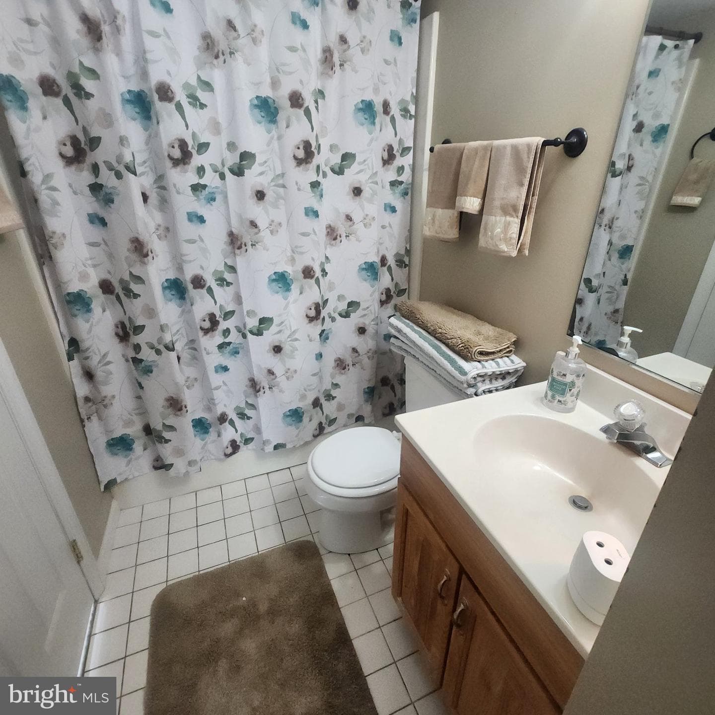 701 Lexington Way photo 11