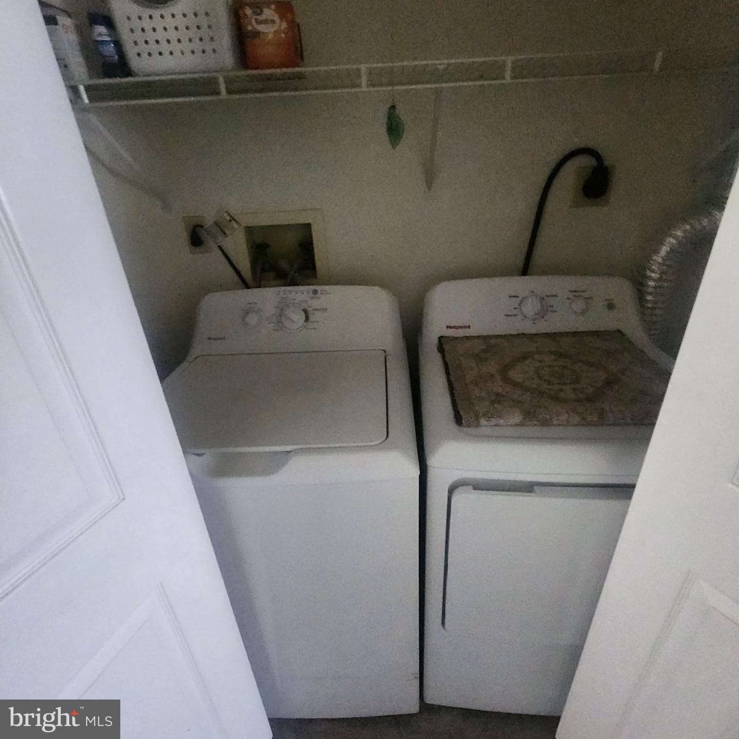 701 Lexington Way photo 13