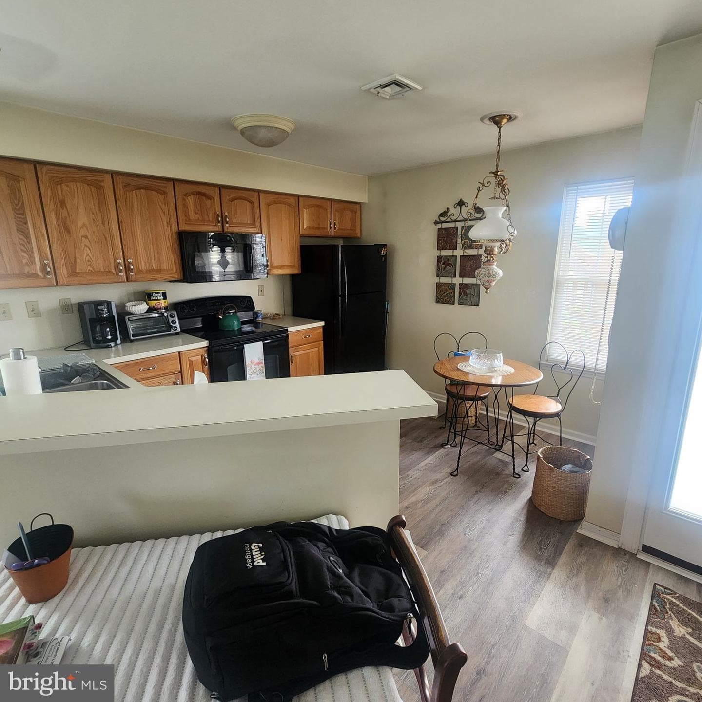 701 Lexington Way photo 3