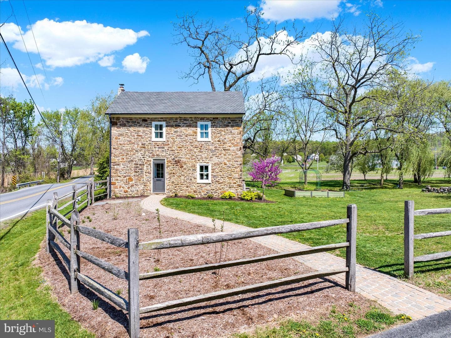 84 Cider Mill Road photo 23