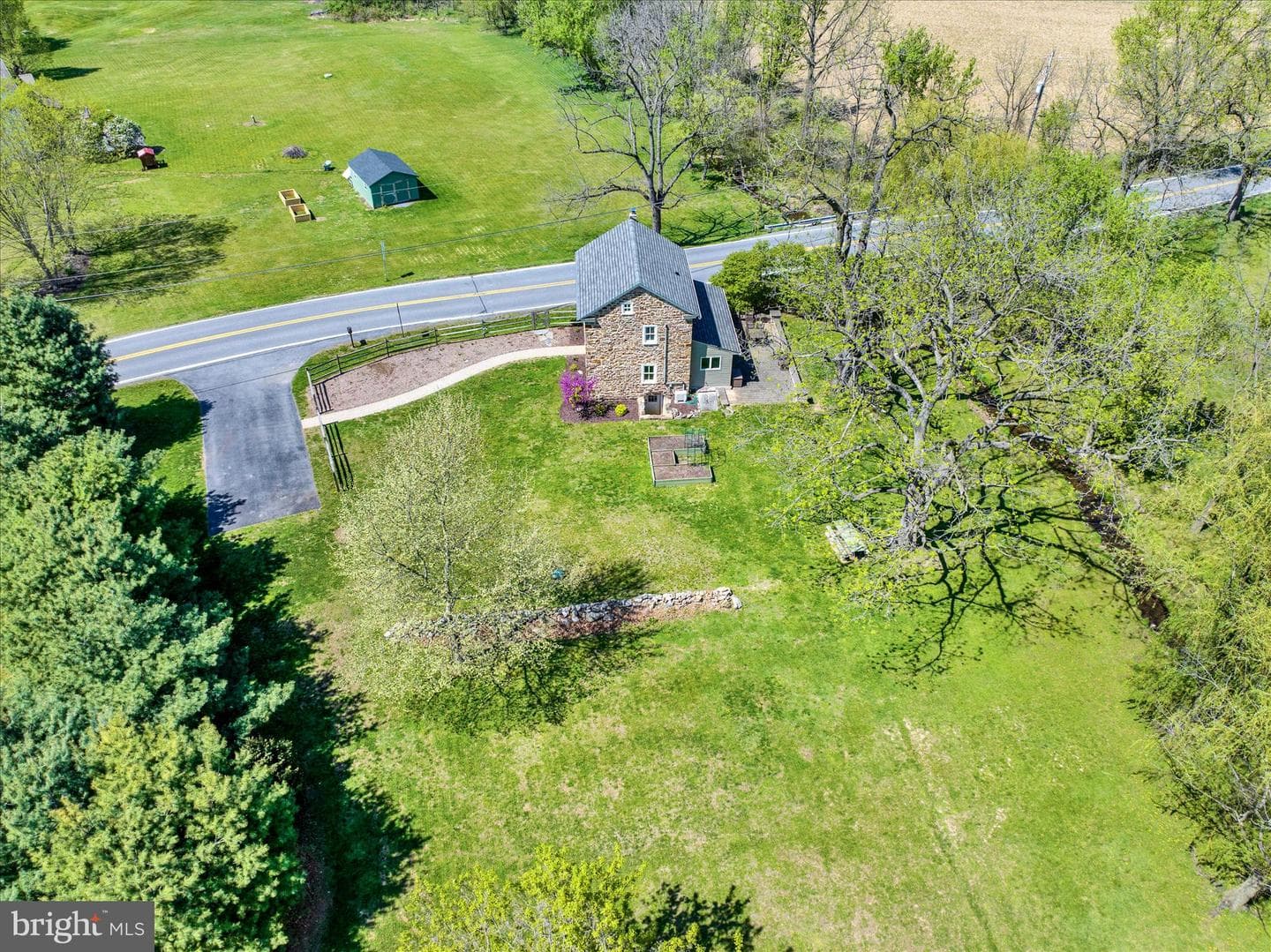 84 Cider Mill Road photo 42
