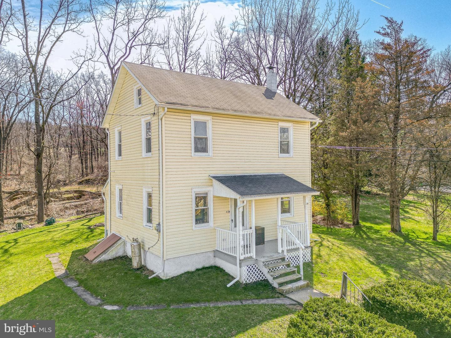 638 State Street photo 2