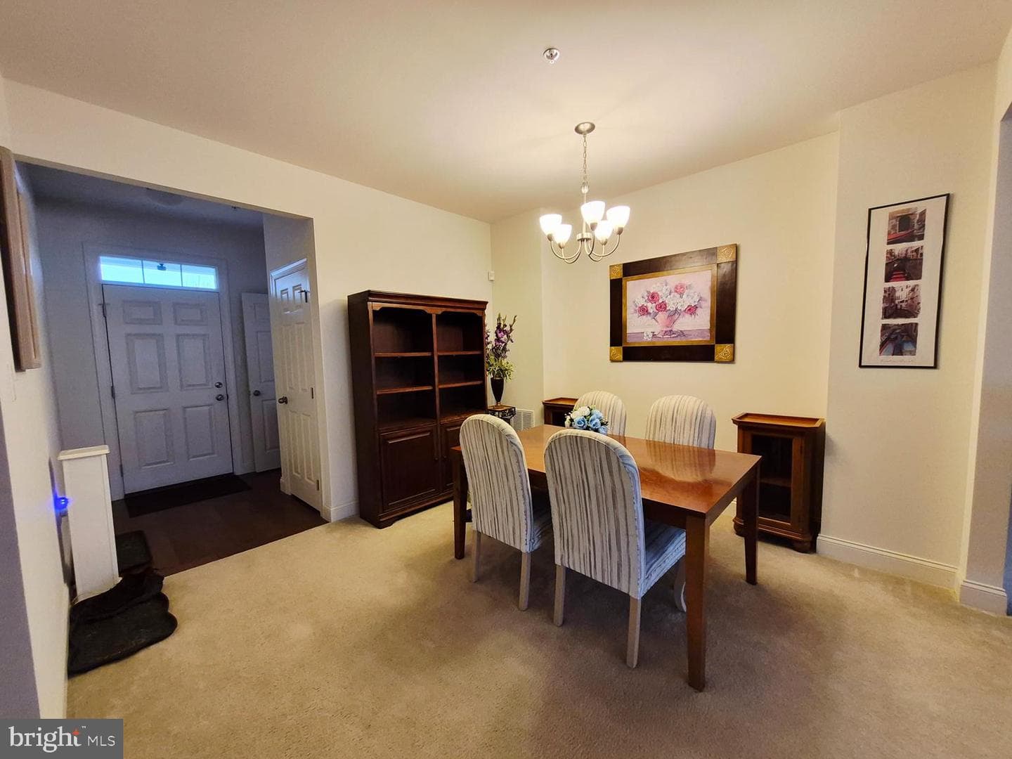 503 Heather Way photo 4