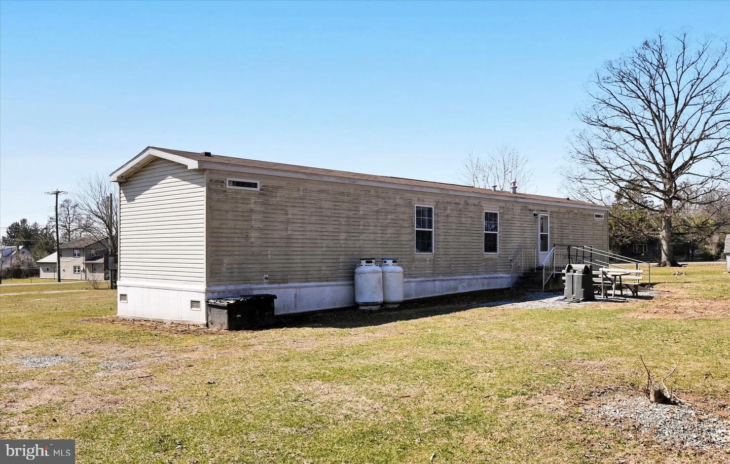 571 Schubert Road photo 33